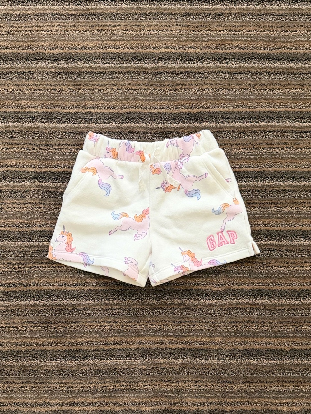 GAP Girls White Unicorn Print Pull On Shorts with Pastel Accents